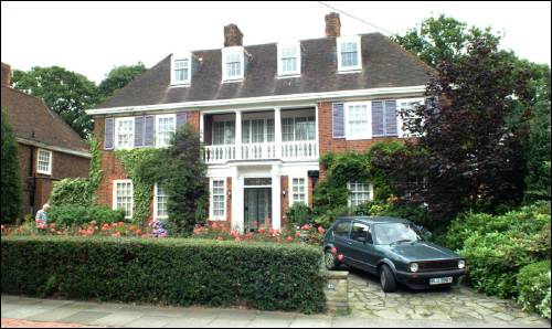 23 Ingram Avenue